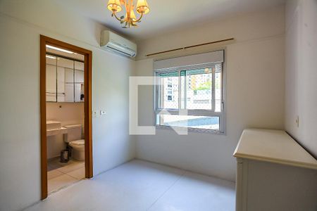 Apartamento para alugar com 102m², 3 quartos e 2 vagasSuíte 1