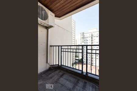 Varanda de apartamento para alugar com 2 quartos, 70m² em Moema, São Paulo