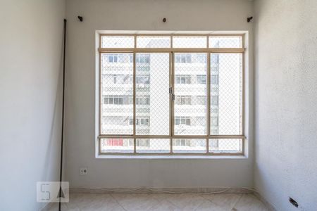 Janela de apartamento para alugar com 3 quartos, 122m² em Higienópolis, São Paulo