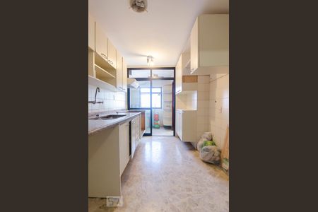 Apartamento à venda com 128m², 3 quartos e 2 vagasCozinha