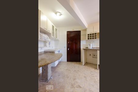 Apartamento à venda com 128m², 3 quartos e 2 vagasCozinha