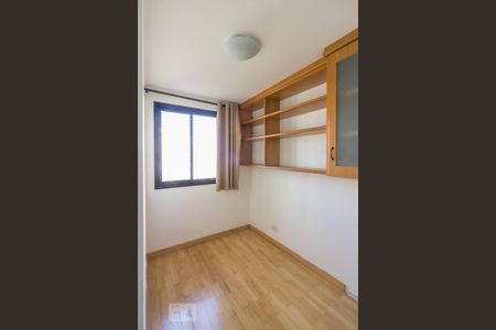 Quarto 2 de apartamento para alugar com 3 quartos, 74m² em Vila Mariana, São Paulo