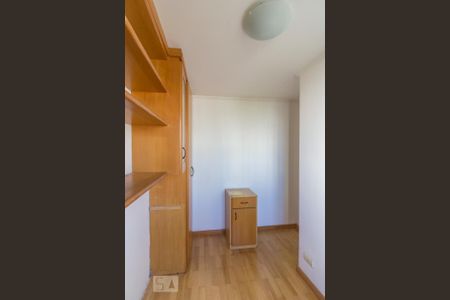 Apartamento para alugar com 74m², 3 quartos e 1 vaga Apartamento para alugar com 74m², 3 quartos e 1 vagaQuarto 2