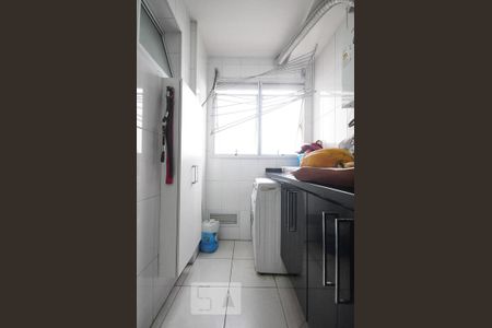 Apartamento à venda com 81m², 2 quartos e 1 vagaárea de serviço