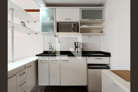 Cozinha de apartamento à venda com 1 quarto, 41m² em Jardim Paulista, São Paulo