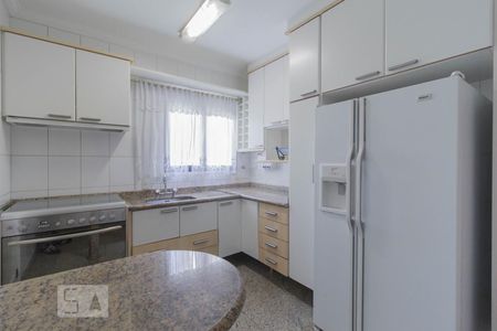 Apartamento para alugar com 120m², 3 quartos e 4 vagas Apartamento para alugar com 120m², 3 quartos e 4 vagasCozinha