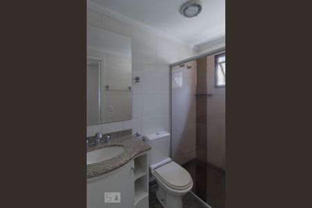 Apartamento para alugar com 120m², 3 quartos e 4 vagas Apartamento para alugar com 120m², 3 quartos e 4 vagasBanheiro Suite 2