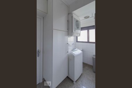 Apartamento para alugar com 120m², 3 quartos e 4 vagas Apartamento para alugar com 120m², 3 quartos e 4 vagasArea de Serviço