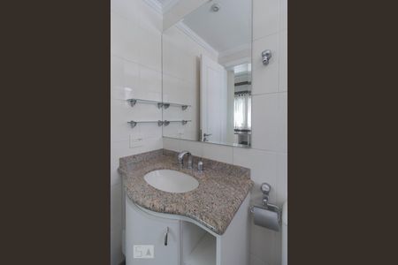 Apartamento para alugar com 120m², 3 quartos e 4 vagas Apartamento para alugar com 120m², 3 quartos e 4 vagasBanheiro Suite 2