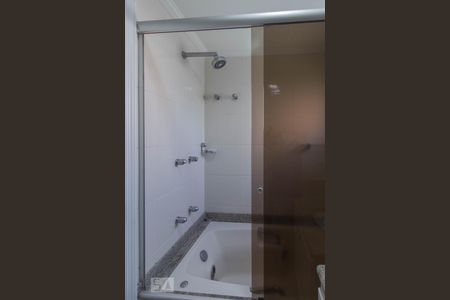Banheiro Suite 1 de apartamento para alugar com 3 quartos, 120m² em Jardim Anália Franco, São Paulo
