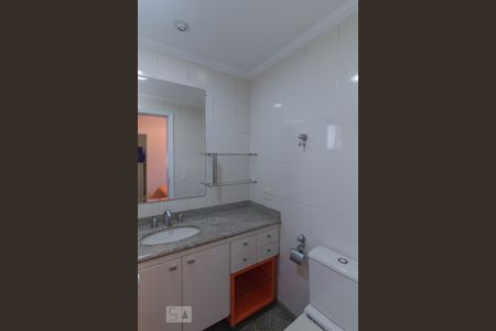Banheiro Suite 1 de apartamento para alugar com 3 quartos, 120m² em Jardim Anália Franco, São Paulo