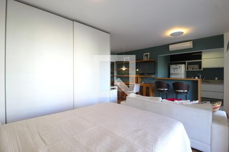 Sala/Quarto de apartamento para alugar com 1 quarto, 50m² em Vila Nova Conceição, São Paulo