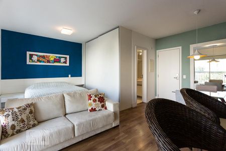 Sala - Quarto de kitnet/studio para alugar com 1 quarto, 50m² em Vila Nova Conceição, São Paulo