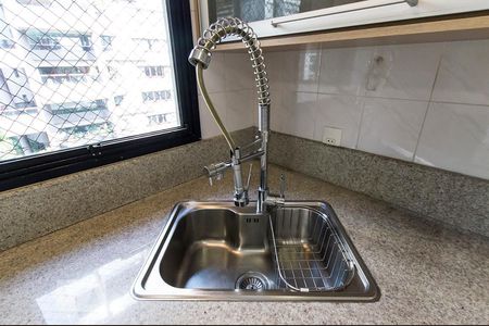 Apartamento para alugar com 157m², 3 quartos e 3 vagas Apartamento para alugar com 157m², 3 quartos e 3 vagasCozinha