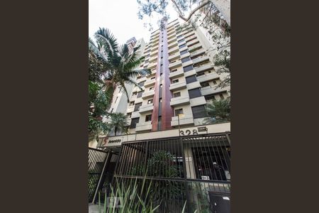 Apartamento para alugar com 157m², 3 quartos e 3 vagas Apartamento para alugar com 157m², 3 quartos e 3 vagasFachada