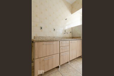 Cozinha de apartamento à venda com 1 quarto, 50m² em Vila Itapura, Campinas