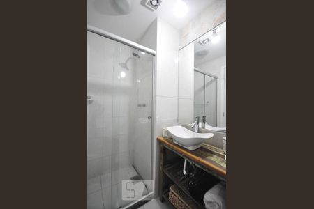 Apartamento à venda com 51m², 2 quartos e 1 vagadetalhe do banheiro