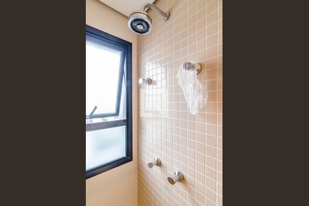 Apartamento para alugar com 70m², 2 quartos e 2 vagas Apartamento para alugar com 70m², 2 quartos e 2 vagasBanheiro da suíte