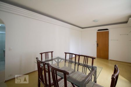 Apartamento para alugar com 115m², 2 quartos e 1 vagaSala