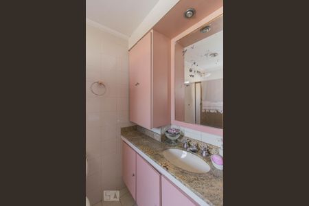 Apartamento à venda com 168m², 4 quartos e 2 vagasBanheiro