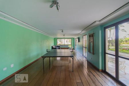 Apartamento à venda com 168m², 4 quartos e 2 vagasSalão de Jogos