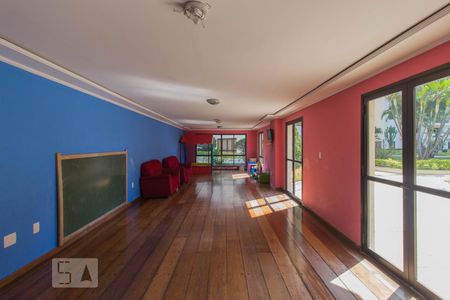 Apartamento à venda com 168m², 4 quartos e 2 vagasBrinquedoteca