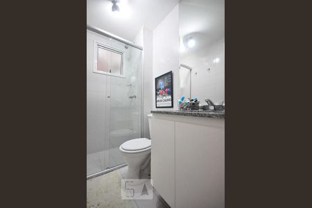 banheiro de apartamento à venda com 2 quartos, 64m² em Vila Andrade, São Paulo