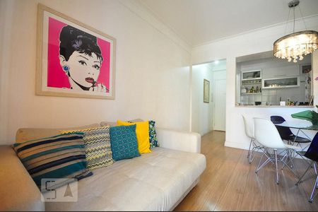 sala de apartamento para alugar com 2 quartos, 64m² em Vila Andrade, São Paulo