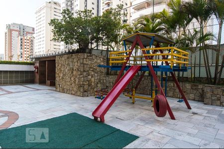 Apartamento para alugar com 310m², 5 quartos e 2 vagas Apartamento para alugar com 310m², 5 quartos e 2 vagasPlayground