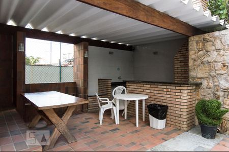 Apartamento para alugar com 310m², 5 quartos e 2 vagas Apartamento para alugar com 310m², 5 quartos e 2 vagasChurrasqueira