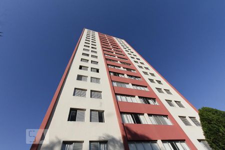 Apartamento para alugar com 125m², 3 quartos e 1 vaga Apartamento para alugar com 125m², 3 quartos e 1 vagaFachada