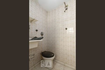Apartamento para alugar com 125m², 3 quartos e 1 vaga Apartamento para alugar com 125m², 3 quartos e 1 vagaBanheiro de Serviço