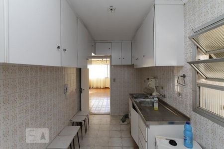 Apartamento para alugar com 125m², 3 quartos e 1 vaga Apartamento para alugar com 125m², 3 quartos e 1 vagaCozinha