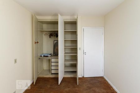 Quarto 02 de apartamento para alugar com 3 quartos, 125m² em Parque São Jorge, São Paulo