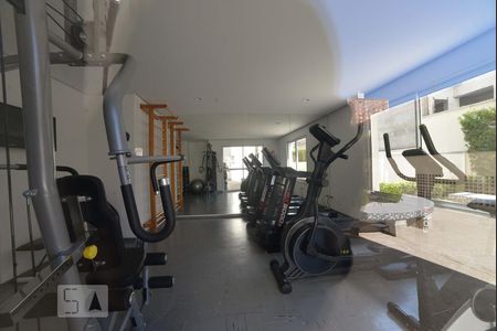 Apartamento para alugar com 88m², 2 quartos e 2 vagasÁrea comum - Academia