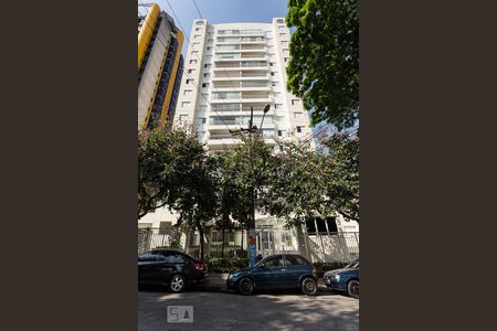 Apartamento à venda com 90m², 2 quartos e 2 vagas Apartamento à venda com 90m², 2 quartos e 2 vagasFachada