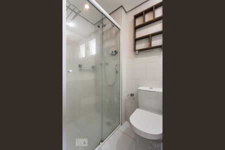 Apartamento à venda com 90m², 2 quartos e 2 vagas Apartamento à venda com 90m², 2 quartos e 2 vagasBanheiro da suíte