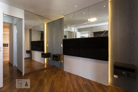 Apartamento à venda com 90m², 2 quartos e 2 vagas Apartamento à venda com 90m², 2 quartos e 2 vagasSuíte