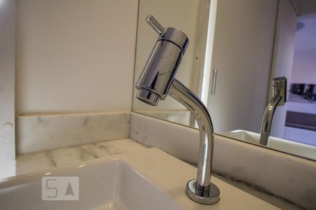 Apartamento para alugar com 40m², 1 quarto e 1 vaga Apartamento para alugar com 40m², 1 quarto e 1 vagaBanheiro detalhe