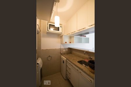 Cozinha de apartamento à venda com 1 quarto, 41m² em Jardim Paulista, São Paulo