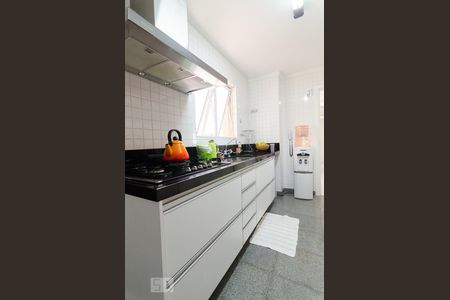 Apartamento à venda com 108m², 3 quartos e 2 vagasCozinha