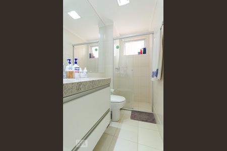 Apartamento à venda com 108m², 3 quartos e 2 vagasBanheiro social