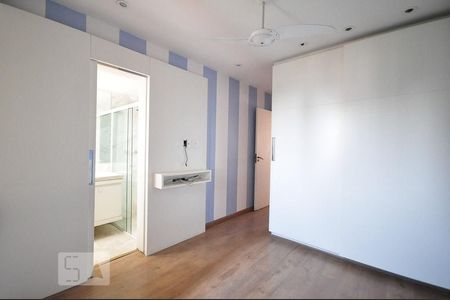 Apartamento à venda com 236m², 4 quartos e 4 vagassuíte 2