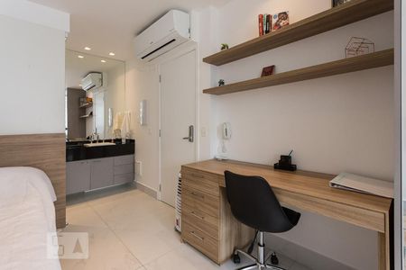 Quarto - Sala de kitnet/studio para alugar com 1 quarto, 28m² em Vila Olímpia, São Paulo