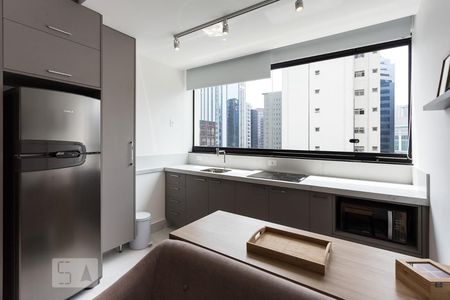 Studio para alugar com 28m², 1 quarto e 1 vaga Studio para alugar com 28m², 1 quarto e 1 vagaCozinha