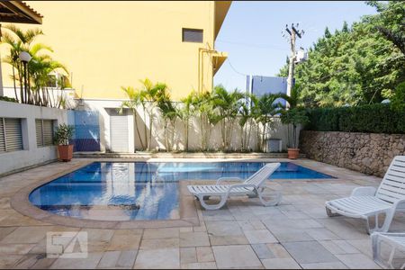 Apartamento à venda com 78m², 2 quartos e 1 vagaDependências do prédio - piscina