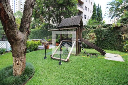 Apartamento para alugar com 110m², 3 quartos e 2 vagasÁrea comum - Playground