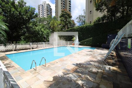Apartamento para alugar com 110m², 3 quartos e 2 vagasÁrea comum - Piscina