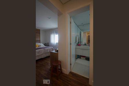 Suíte 01 de apartamento para alugar com 4 quartos, 178m² em Cidade Monções, São Paulo