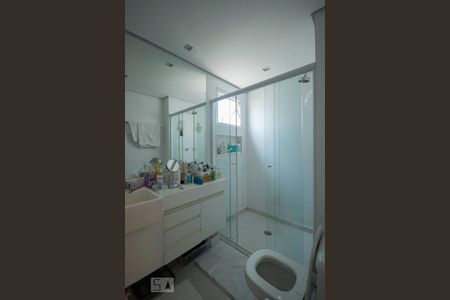 Apartamento para alugar com 178m², 4 quartos e 3 vagas Apartamento para alugar com 178m², 4 quartos e 3 vagasBanheiro